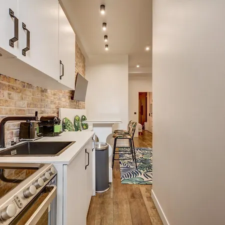Comfortable 2bd 2bth By Gare De Lyon דירה *